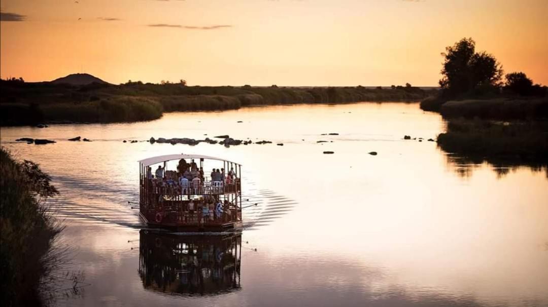 Moonriver Guesthouse Upington Exterior photo